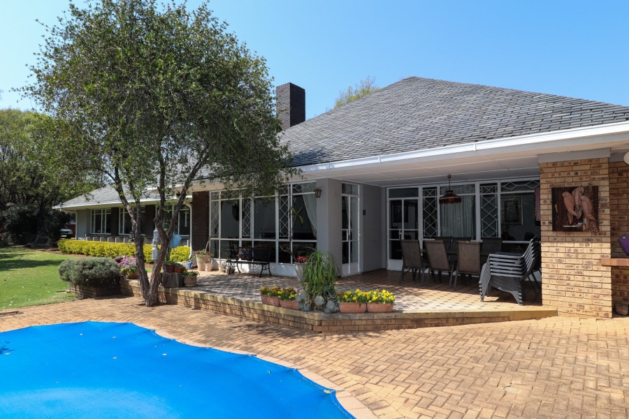4 Bedroom Property for Sale in Flamwood North West